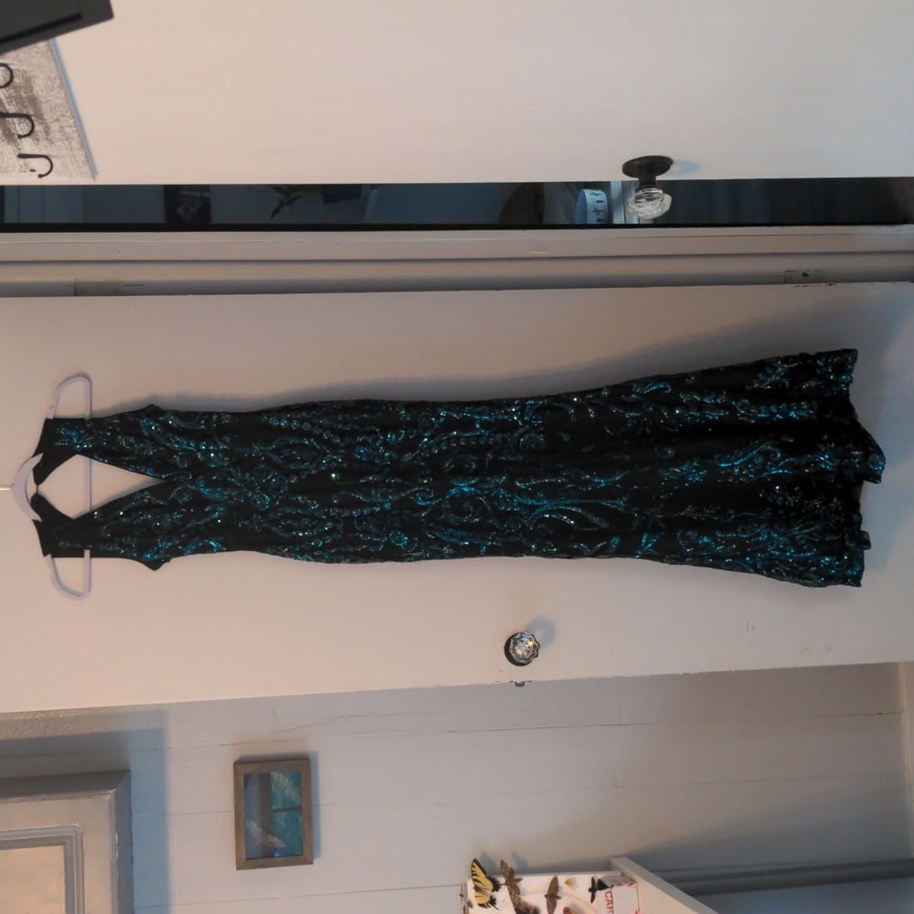 Black and Emerald Sequin Prom Dress